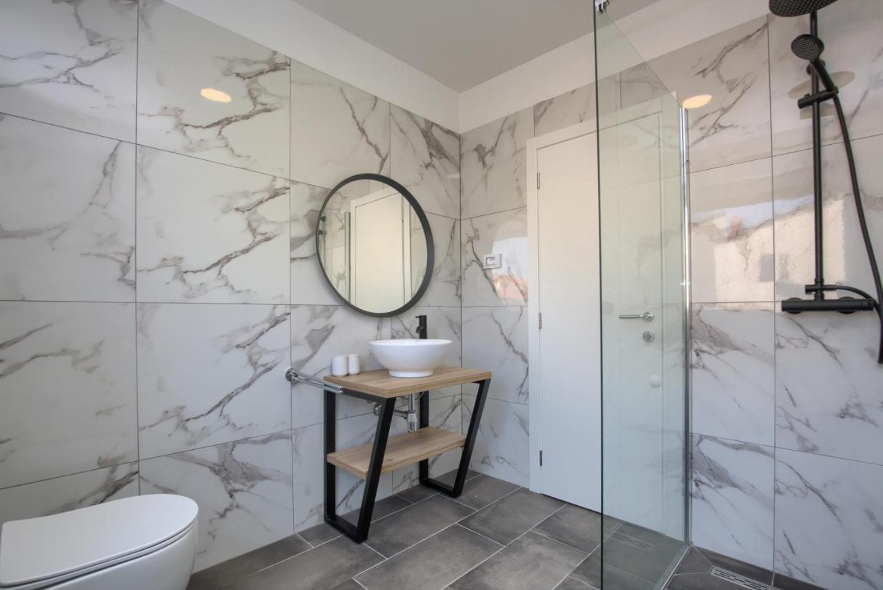 Apartment Vukadin Pula Eksteriør bilde